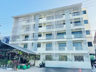 ベルヴィラ チェンマイ ニア ランナー ホスピタル