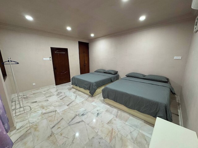 コージー ジョホールバル ホーム ウィズ ファミリールーム アンド アンブロック バルコニー ビュー