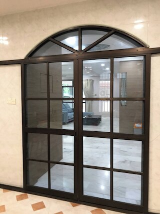 コージー ジョホールバル ホーム ウィズ ファミリールーム アンド アンブロック バルコニー ビュー