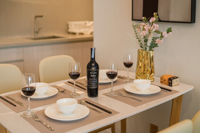 ラグジュアリー メトロポール リバーサイド アパートメント