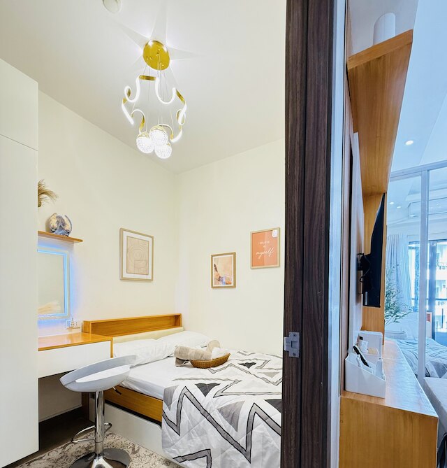 S&R ステイケーション ウォーク トゥ SM ビクタン