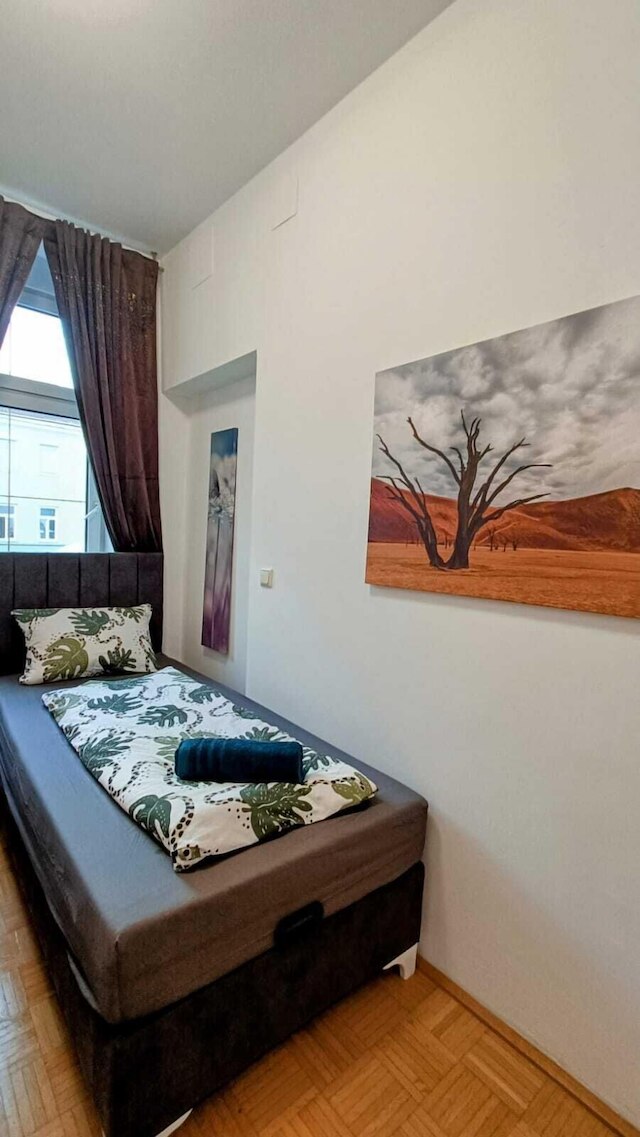 コムフィー 4 ベッドルーム アパートメント イデアル フォー グループ ファミリーズ