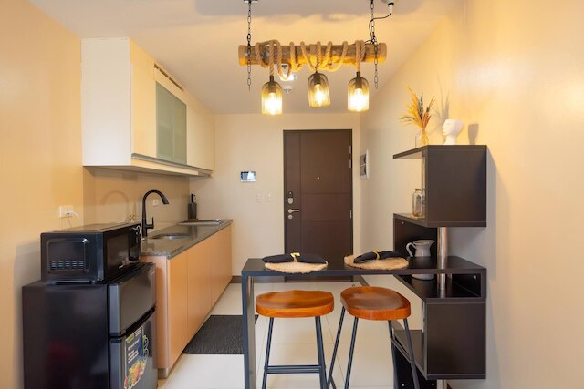 ラグジュアリー コージー スタイリッシュ ロフト イン マカティ