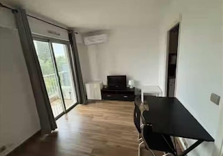 ニース ウエスト エ セ プティット メルヴェイユ