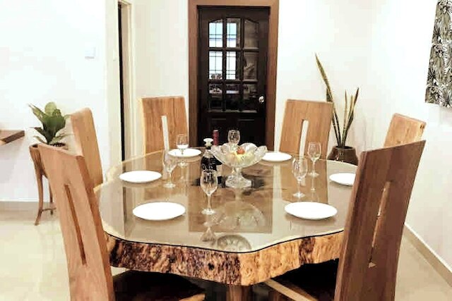 レベック 14人 アット イケア、トッペン、イオン