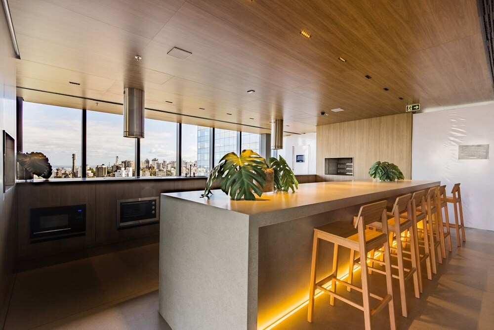 カルロス ゴメス スクエア by マイ ウェイ