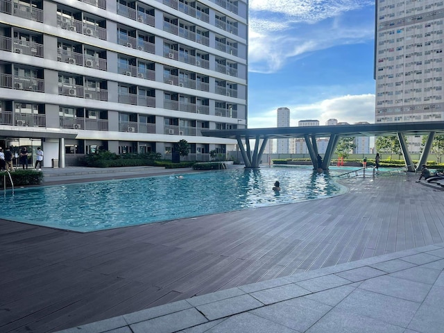 フェイム レジデンス マンダルヨン by darpm