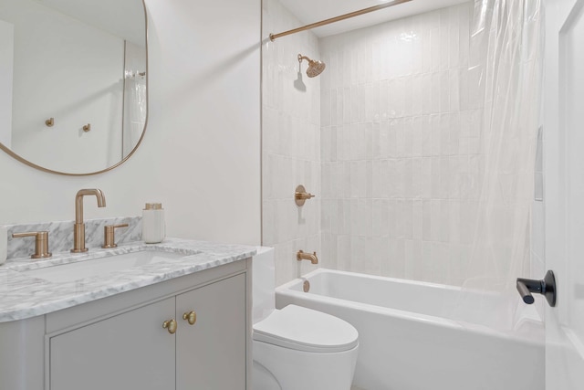 2 ホームズ イン サンクレメンテ by アヴァンステイ スリープス 26, ステップス フロム サンセットクリフス, オーシャンビーチ & ダイニング