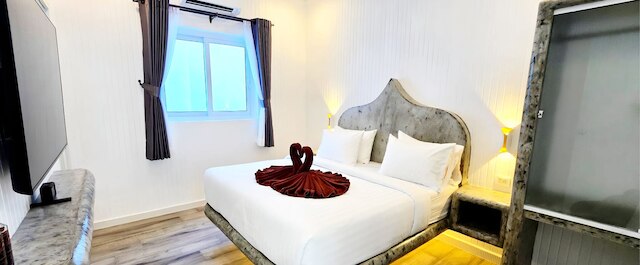 ネビュランド ラグジュアリー プール ヴィラ パタヤ ウォーキング ストリート