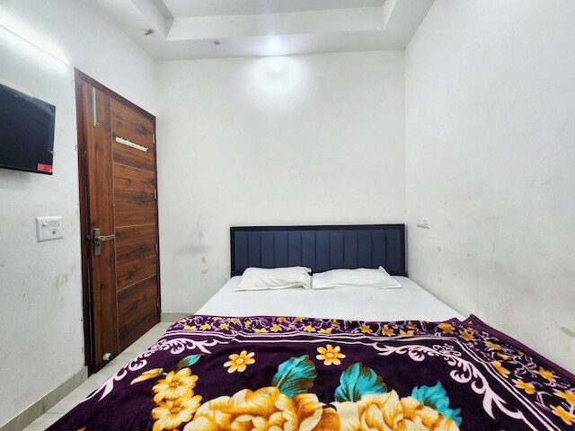 ホテル スクーン BnB