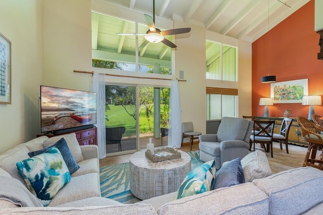 プアマナ 19c 2 ベッドルーム コンド