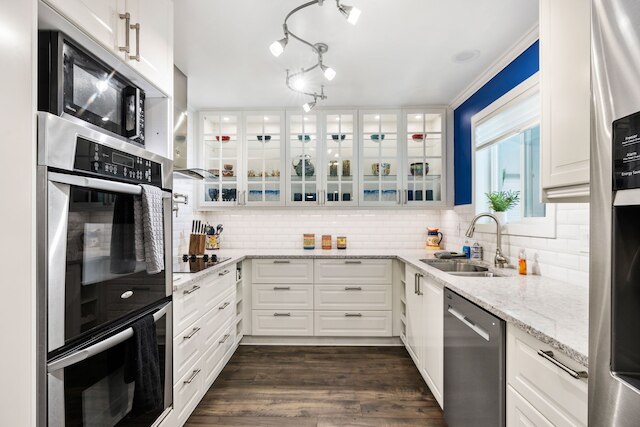 デザート オアシス リトリート プール スパ ゲームルーム