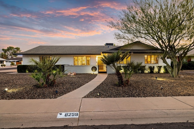 デザート オアシス リトリート プール スパ ゲームルーム