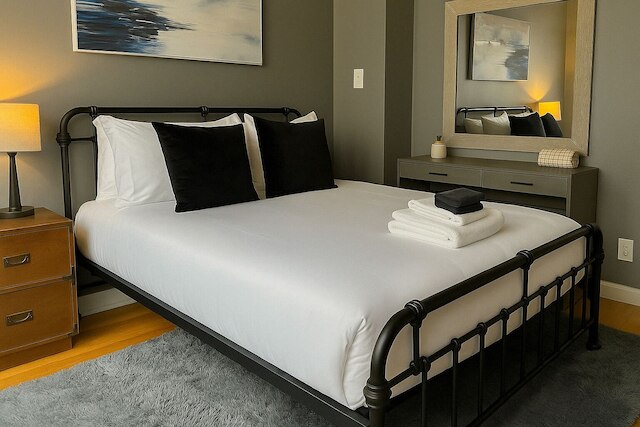 2ベッドルーム リビング - ハルステッド レップ