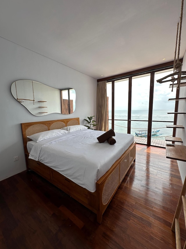 ザ オーム アット トーマス ビーチ