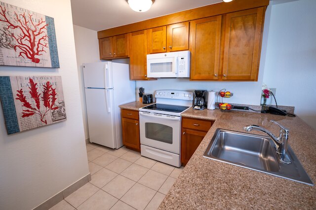 カアナパリ ショアーズ 606 2 ベッドルーム コンド