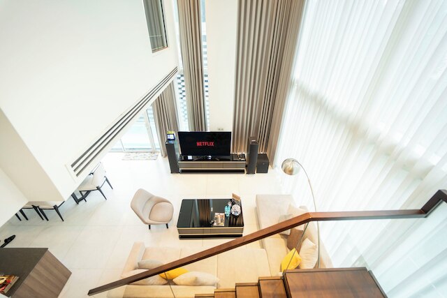 セレニティ スカイ ヴィラズ - ラグジュアリー アパートメント