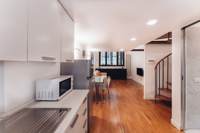 チャーミング デ トーニ アパートメント