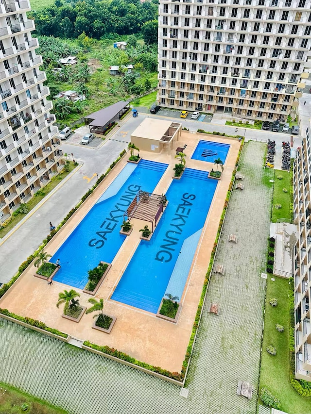 パノラミック プール ビューズ イン ラグジュリアス ラプラプ シティ コンド