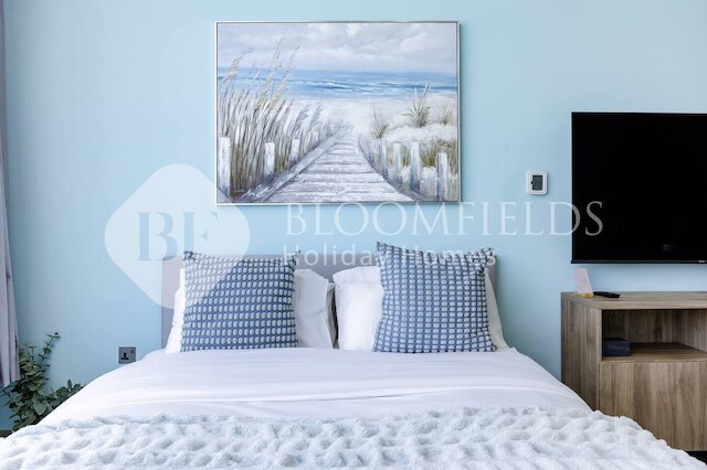 ブルームフィールド スタニング シービュー イン ハイドラ