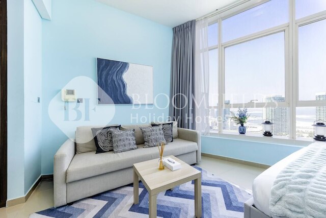 ブルームフィールド スタニング シービュー イン ハイドラ