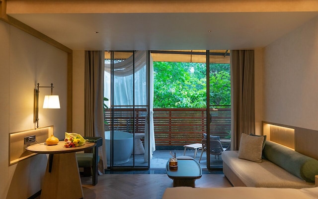 Yueyin Chongqing Courtyard