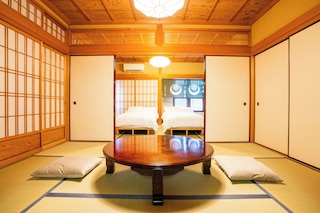 Koyasan Gokuraku Stay