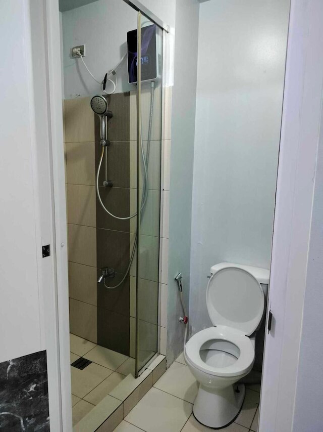 コージー スタジオ ユニット イン ケソンシティ ウィズ プライベートプール アンド シティビュー