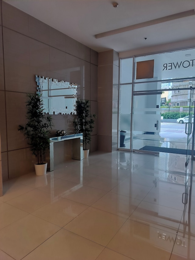 スペーシャス 1ベッドルーム コンド イン ケソンシティ ウィズ プライベートプール