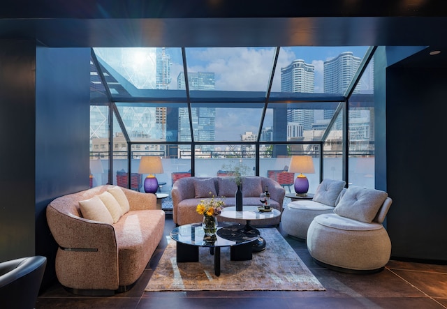 アイコニック ホテル