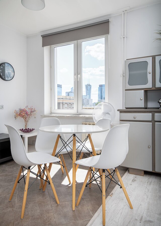 レントプラネット - プジ ハリ ミロフスキー