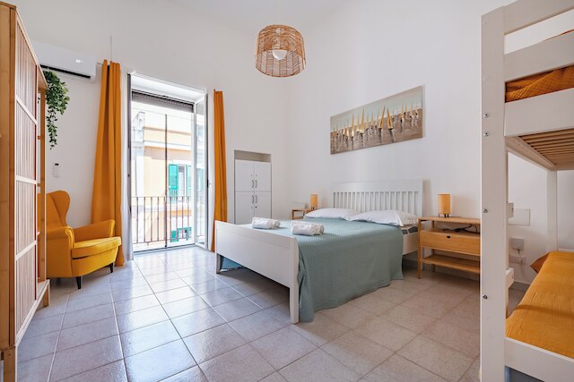 エヴァ アパートメント バーリ