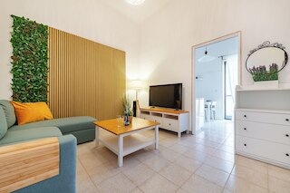 エヴァ アパートメント バーリ