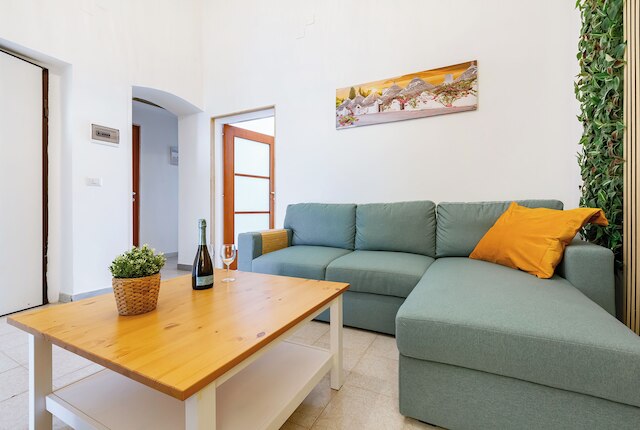 エヴァ アパートメント バーリ