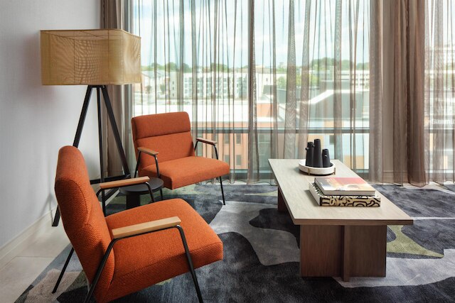 エンバシー スイーツ by ヒルトン チャタヌーガ ダウンタウン