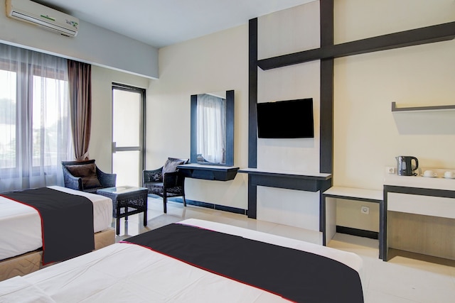 タウンハウス オーク ペカンバル ニア モール ペカンバル フォーマリー ホテル グランド サハラ