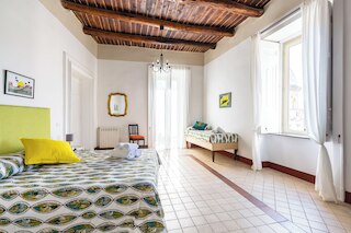 ロペス 20 - ア ビッグ ファミリー アパートメント