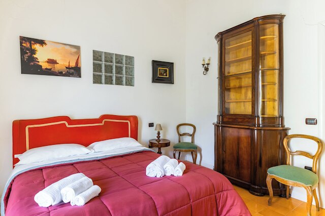 サンタキアラ チャーミングハウス ウィズ テラス アット ヒストリカルセンター