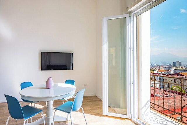 サニー パノラミックアパートメント by ナポリアパートメンツ