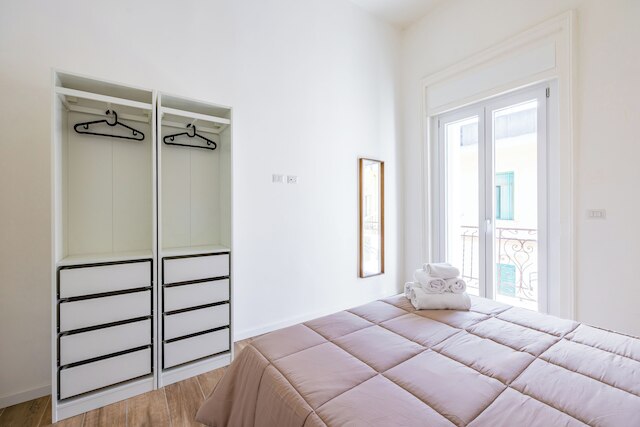 サニー パノラミックアパートメント by ナポリアパートメンツ