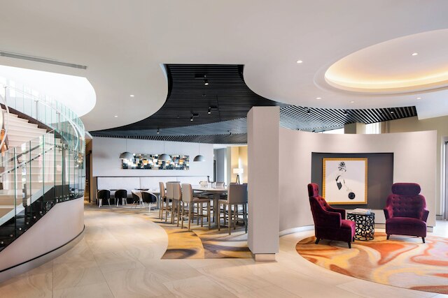 スプリングヒル スイーツ ロサンゼルス バーバンク / ダウンタウン