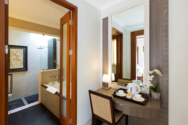 ザ バニウマス スイート ヴィラ レギャン