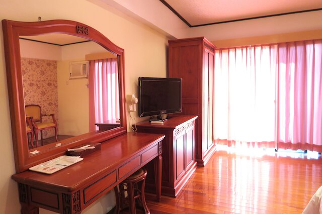 シャンパーニュ ホテル