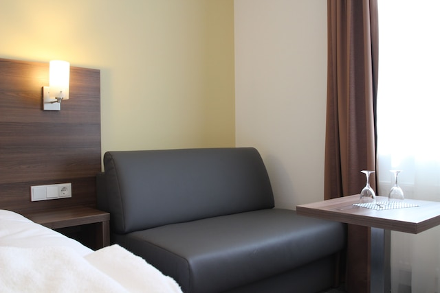 ゲーテ カンファレンス ホテル バイ トリップ イン