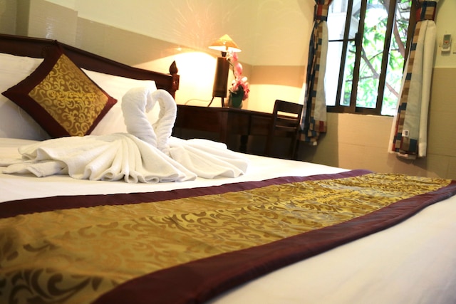 マリ ナンプ ホテル