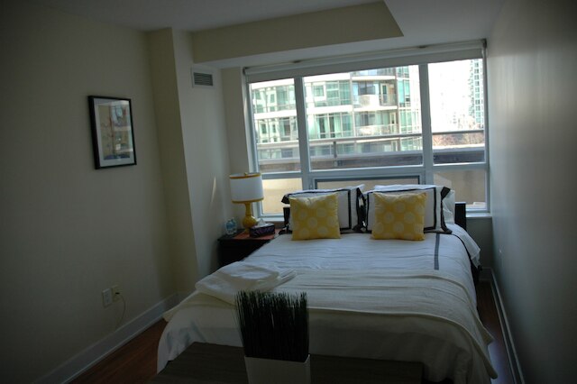 リビングスイーツ トロント - 20 ブルー ジェイズ ウェイ