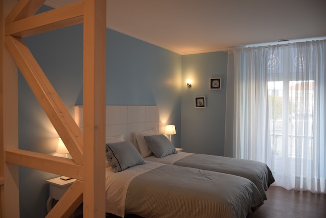 ロッシオ アパートメンツ