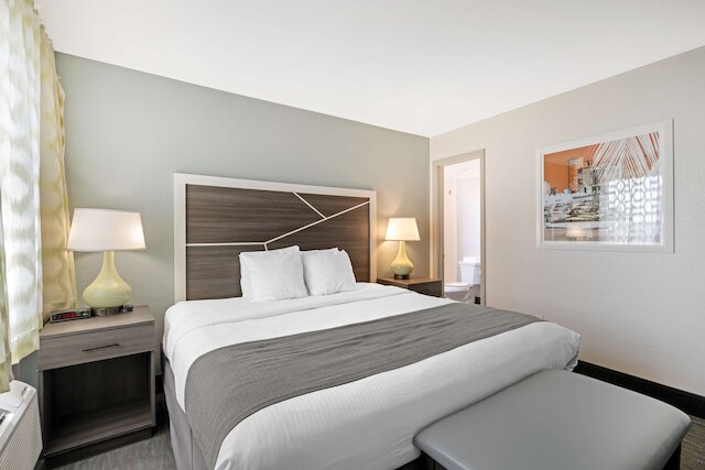 ベストウェスタン プラス デイトナ イン シーブリーズ オーシャンフロント