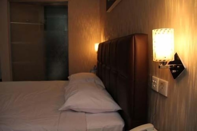 アントニ ホテル