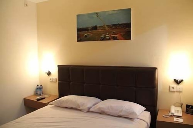 アントニ ホテル